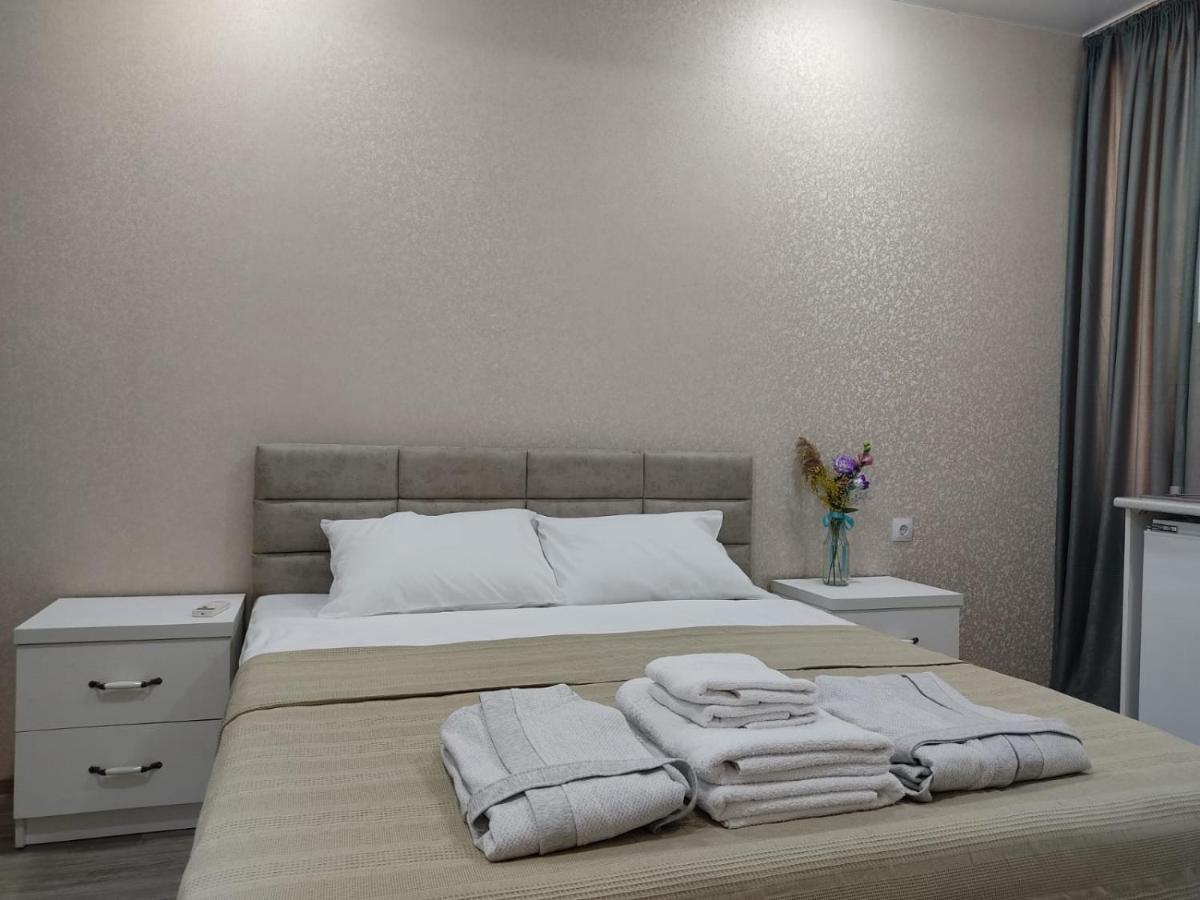 Pushkin Street Pearl Hotel Kutaisi Exterior photo